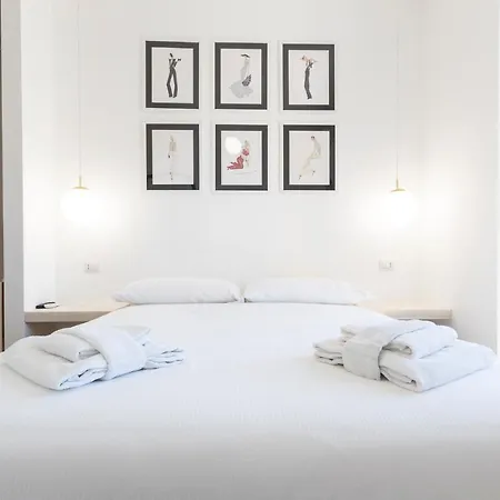 Apartment Business Studio Bande Nere Milan