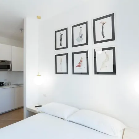 Business Studio Bande Nere * Milano